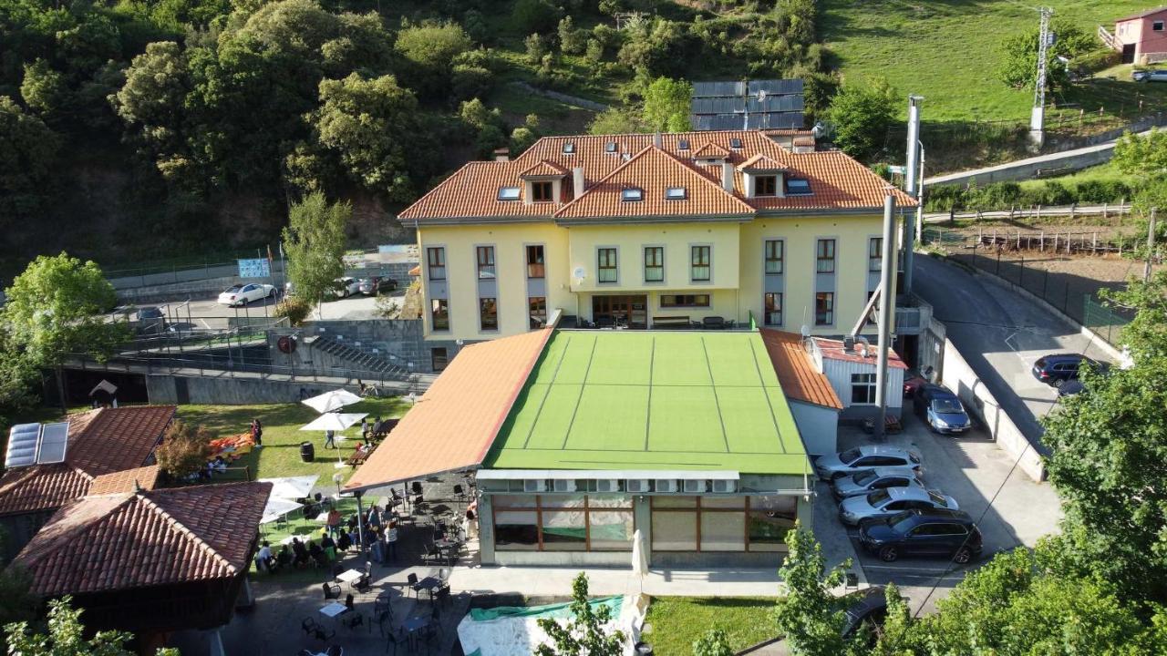 Hotel Santa Cristina Pola de Lena Exterior photo